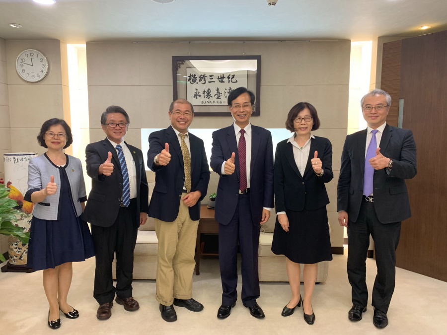 李耀魁董事長拜訪第一銀行廖燦昌董事長