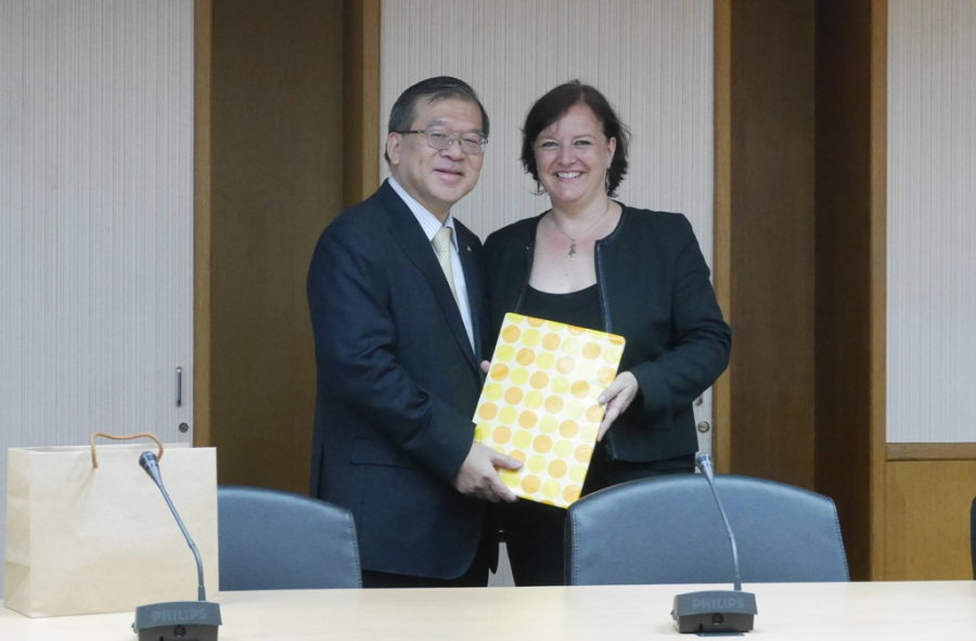 歐洲相互保證機構協會(AECM)秘書長Ms. Katrin Sturm來訪